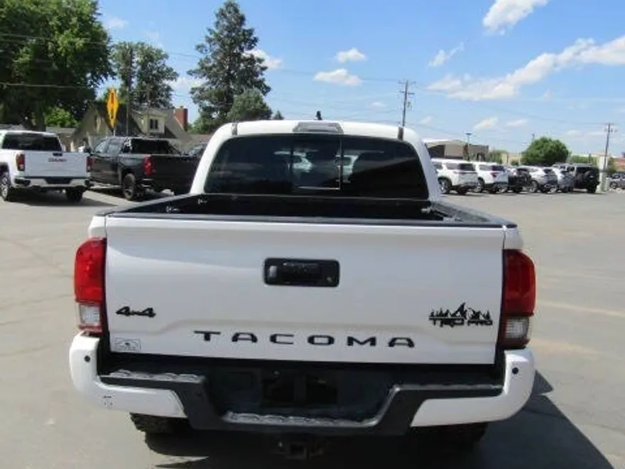 2020 Toyota Tacoma TRD Pro photo 1