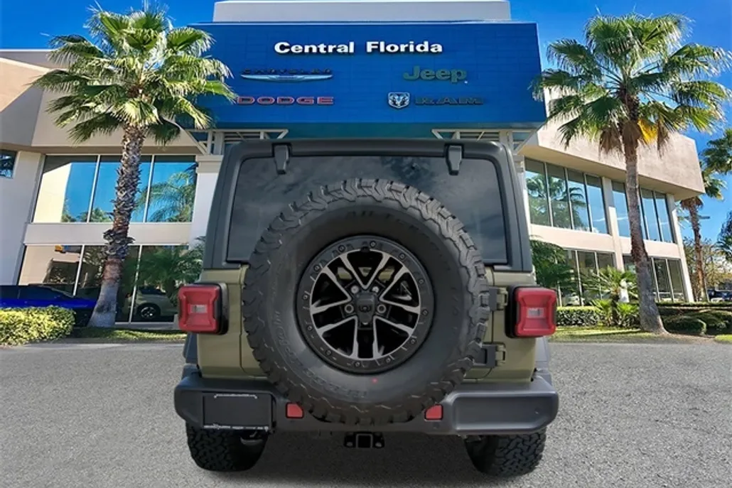 2025 Jeep Wrangler Willys photo 1