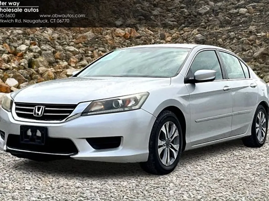 2013 Honda Accord LX photo 1