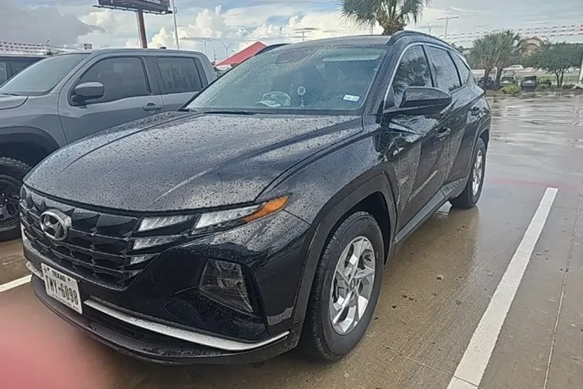2024 Hyundai Tucson SEL photo 1
