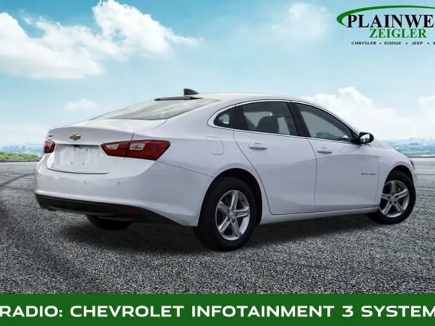2024 Chevrolet Malibu LS photo 1