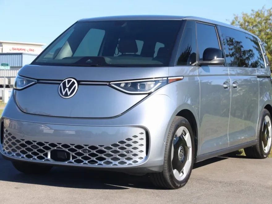 2025 Volkswagen ID. Buzz Pro S photo 1