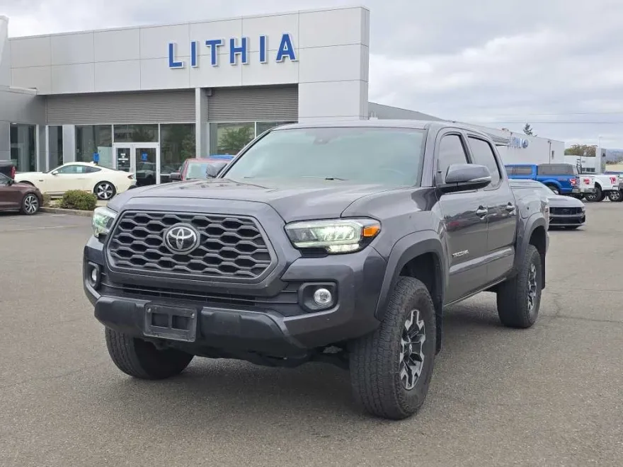 2022 Toyota Tacoma TRD Double Cab photo 1