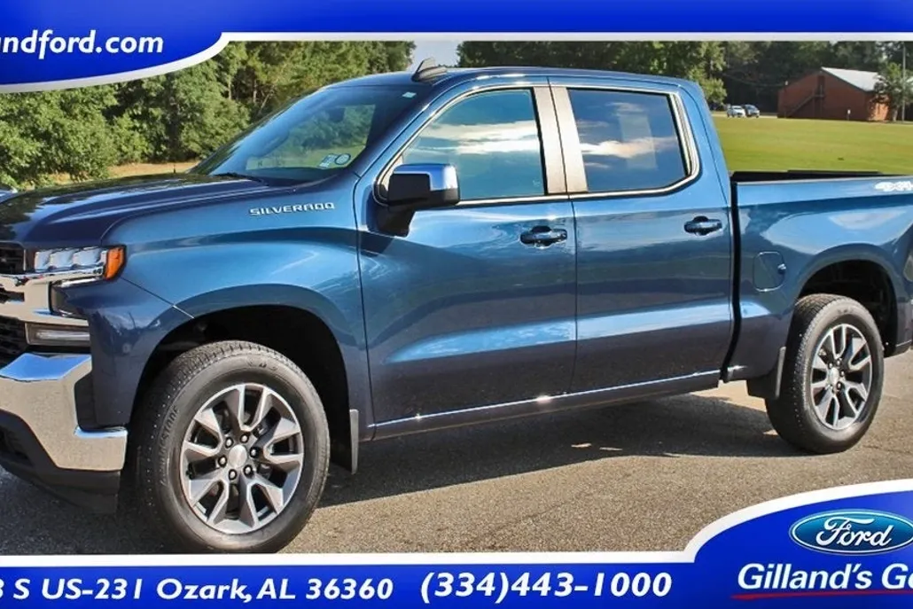 2022 Chevrolet Silverado 1500 LT photo 1