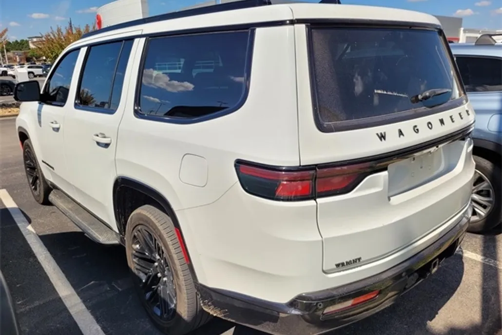 2024 Jeep Wagoneer Series II photo 1