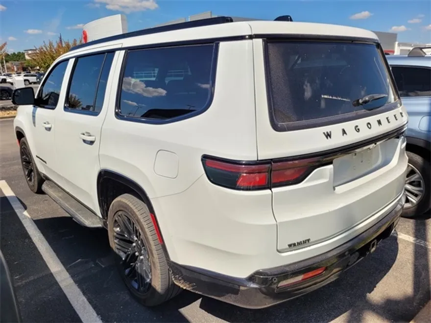 2024 Jeep Wagoneer Series II photo 1