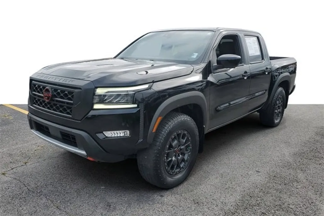 2023 Nissan Frontier PRO-4X photo 1