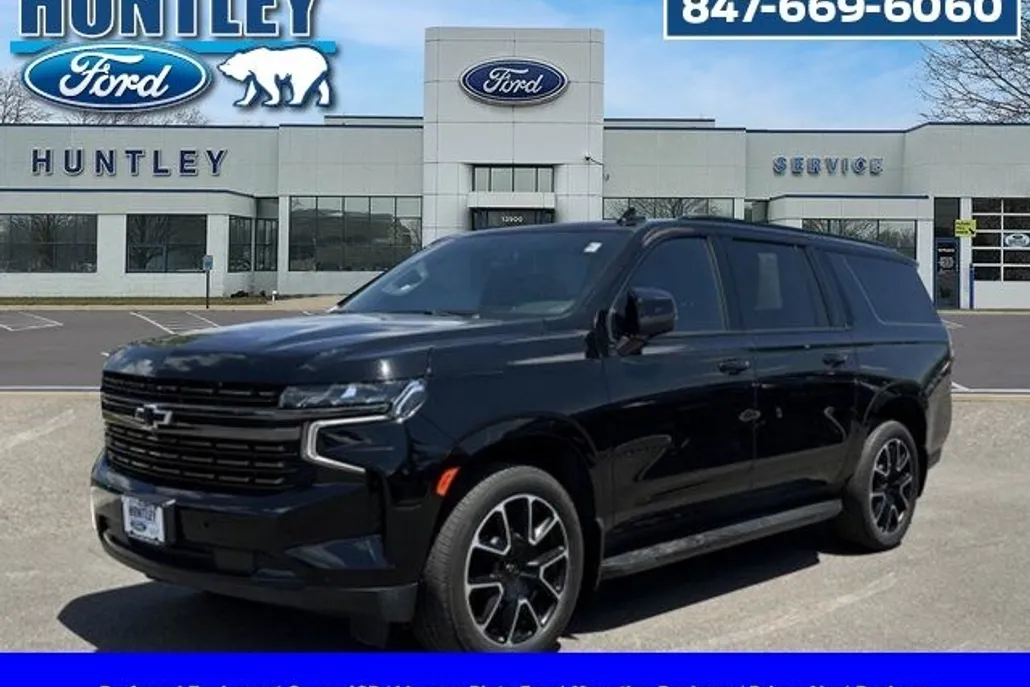 2022 Chevrolet Suburban RST photo 1