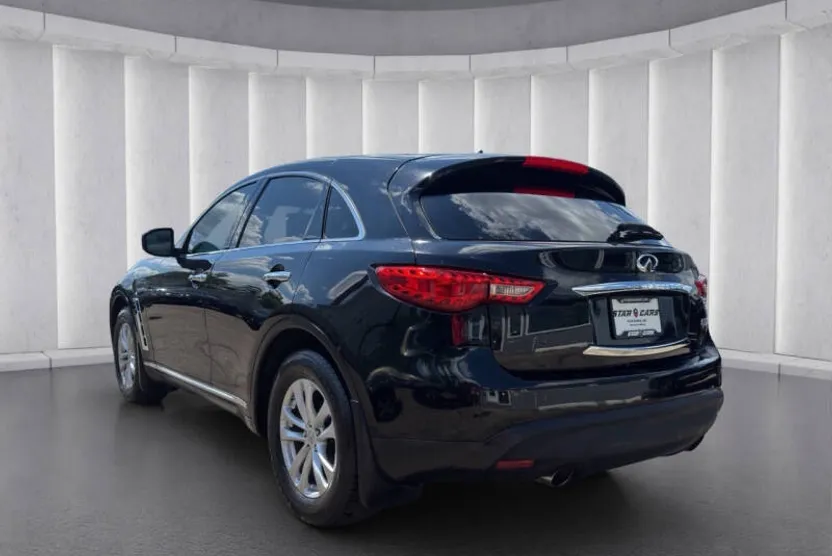 2014 Infiniti QX70 photo 1