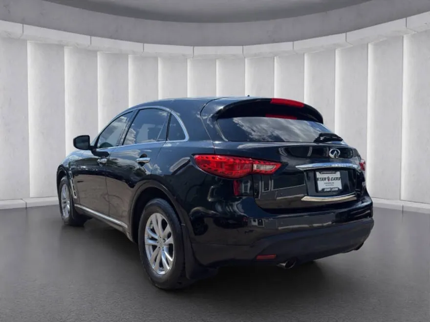 2014 Infiniti QX70 photo 1