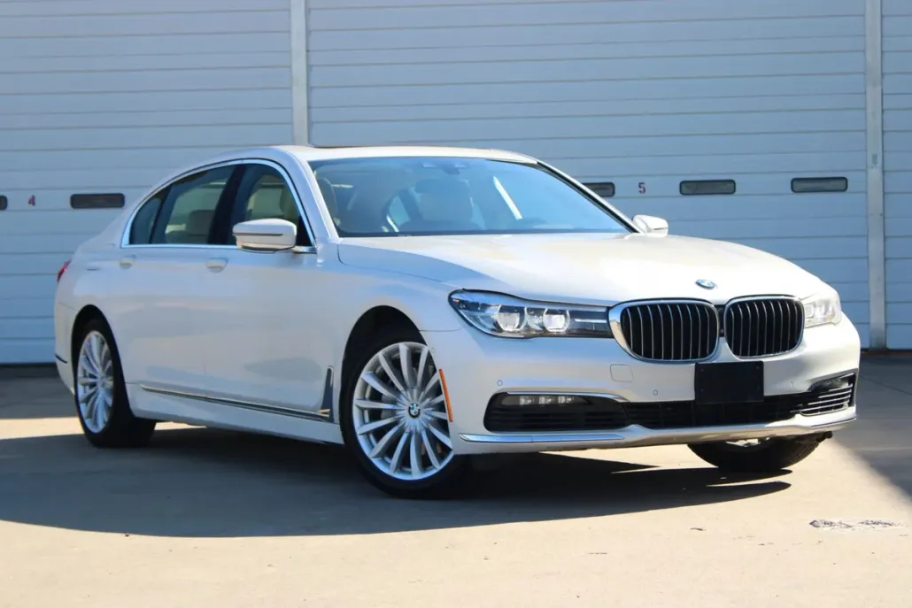 2017 Bmw 740i photo 1