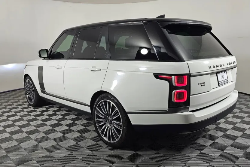 2021 Land Rover Range Rover P525 HSE HSE Westminster Edition photo 1