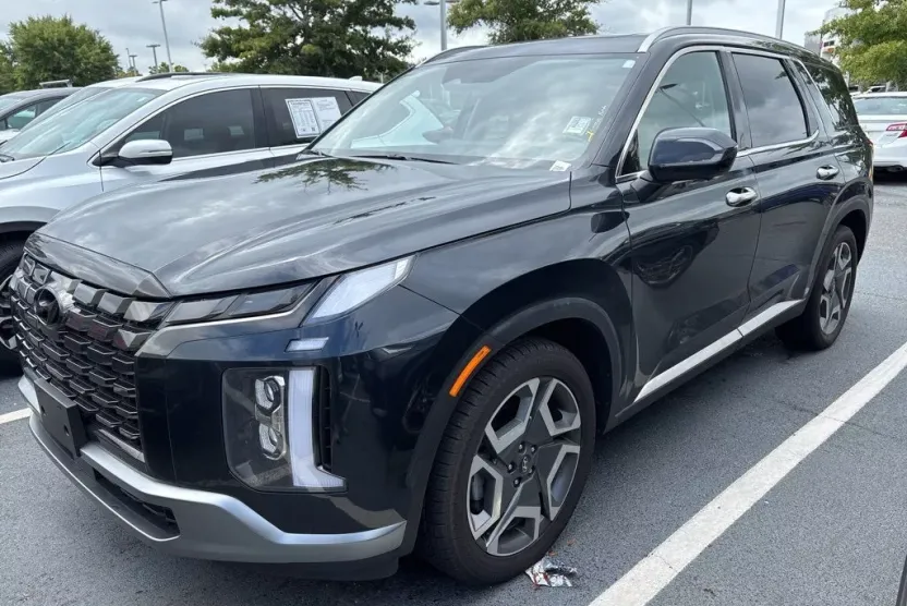 2024 Hyundai Palisade Limited photo 1