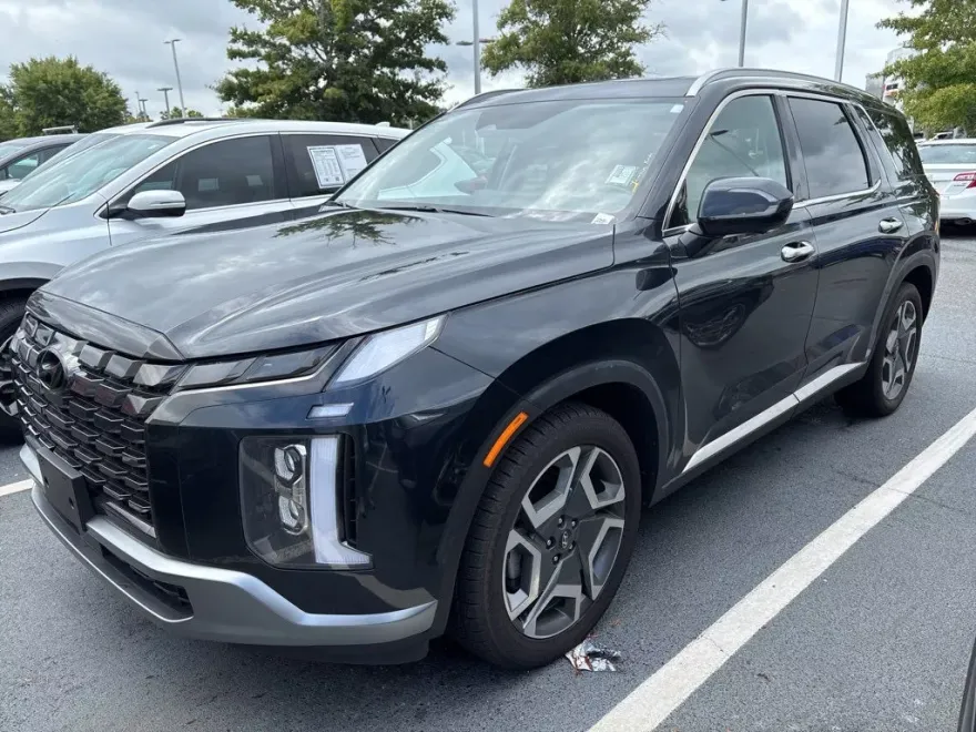 2024 Hyundai Palisade Limited photo 1