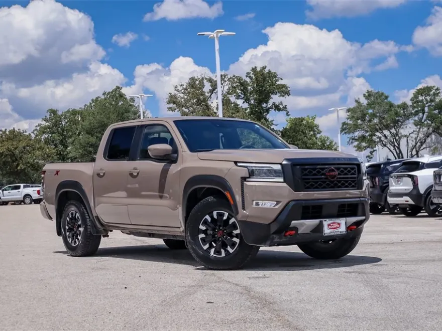 2024 Nissan Frontier PRO-X photo 1