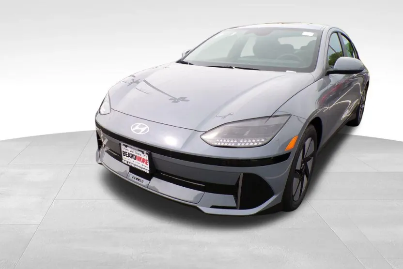 2025 Hyundai Ioniq 6 SE photo 1
