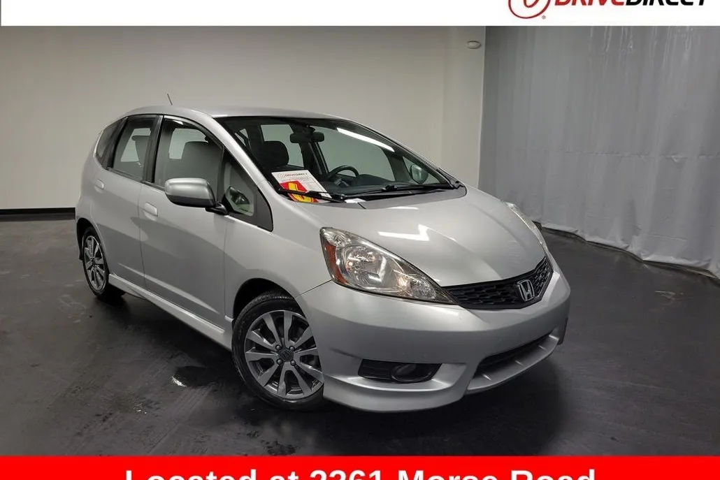 2013 Honda Fit Sport photo 1