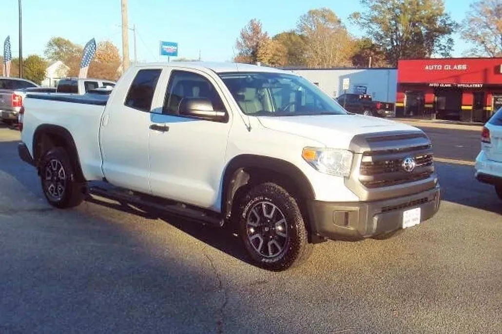 2017 Toyota Tundra TRD Pro photo 1