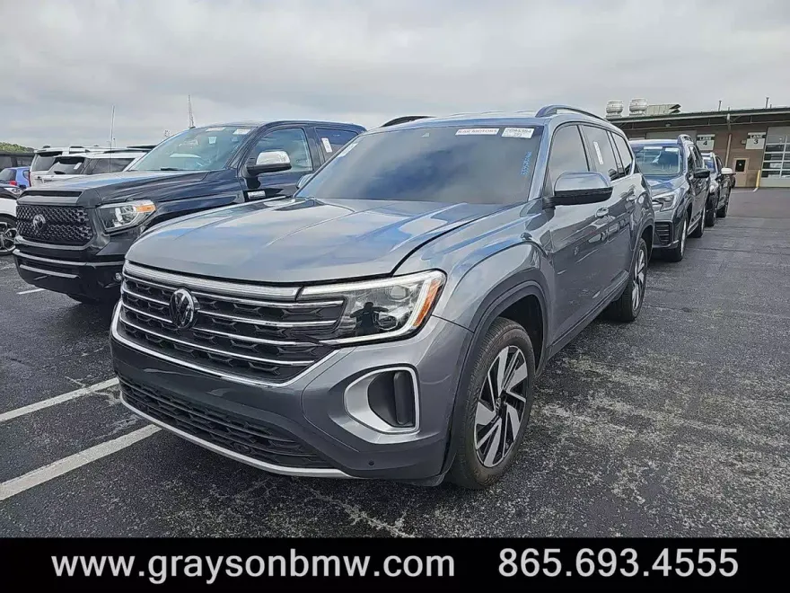 2024 Volkswagen Atlas SE Technology photo 1