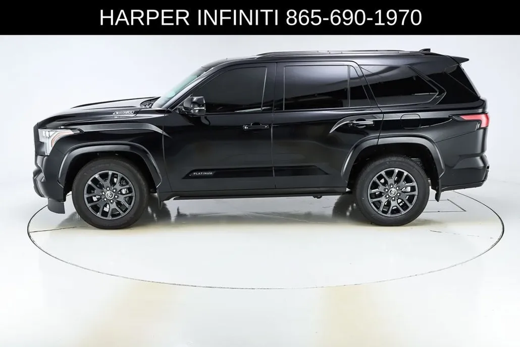 2023 Toyota Sequoia Platinum photo 1