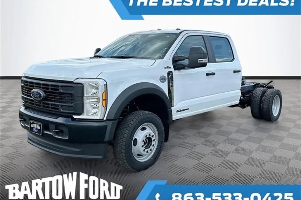 2025 Ford F-550 photo 1