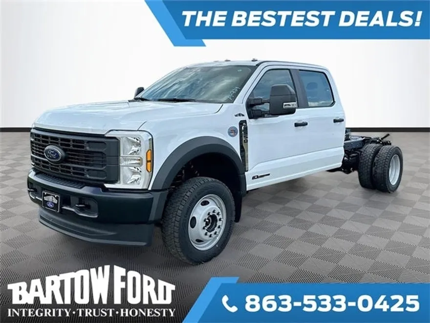 2025 Ford F-550 photo 1
