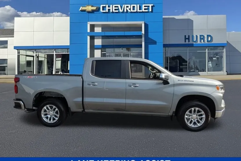 2026 Chevrolet Silverado 1500 LT photo 1