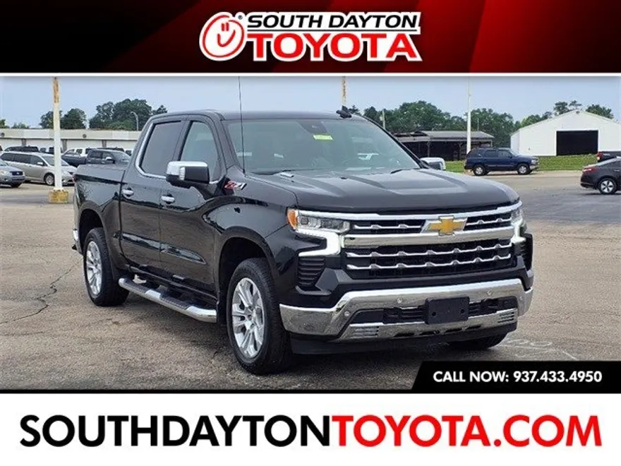 2023 Chevrolet Silverado 1500 LTZ photo 1