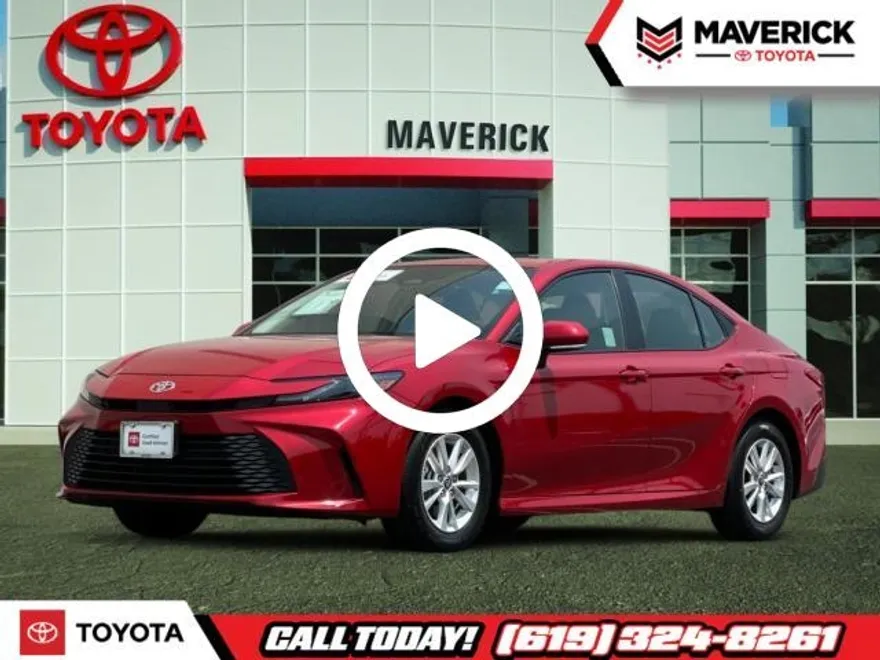 2025 Toyota Camry LE photo 1