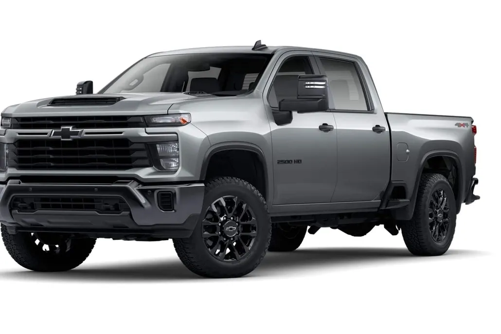 2025 Chevrolet Silverado 2500HD Custom photo 1