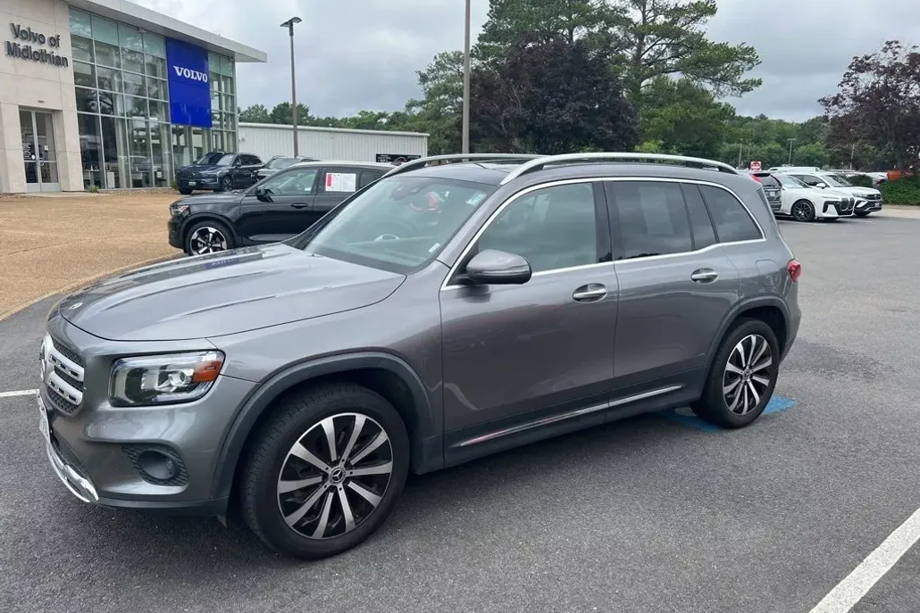 2022 Mercedes Benz GLB 250 photo 1