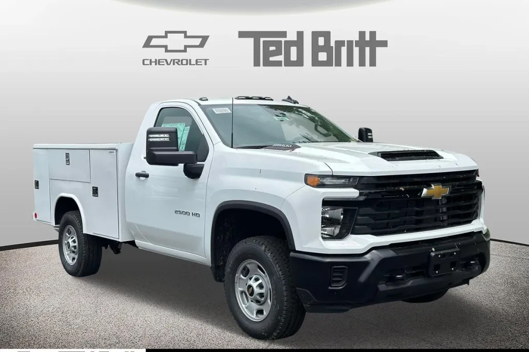 2024 Chevrolet Silverado 2500HD photo 1