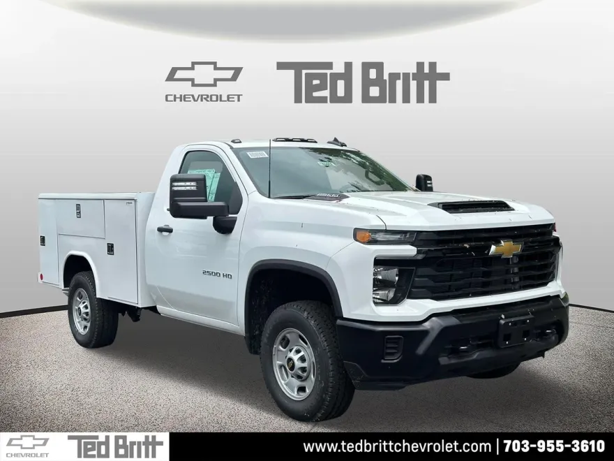 2024 Chevrolet Silverado 2500HD photo 1