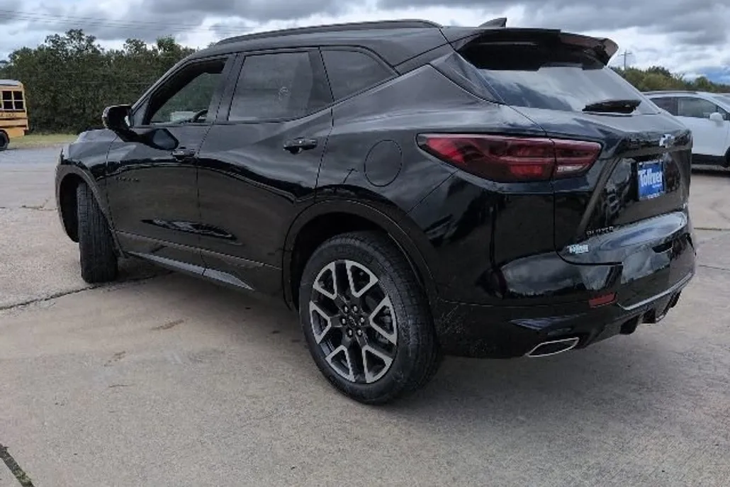 2025 Chevrolet Blazer RS photo 1
