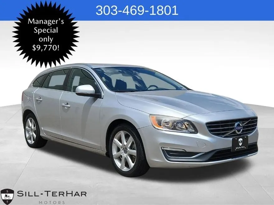 2016 Volvo V60 T5 Drive-E Premier photo 1