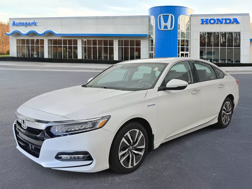 2020 Honda Accord Hybrid Touring photo 1