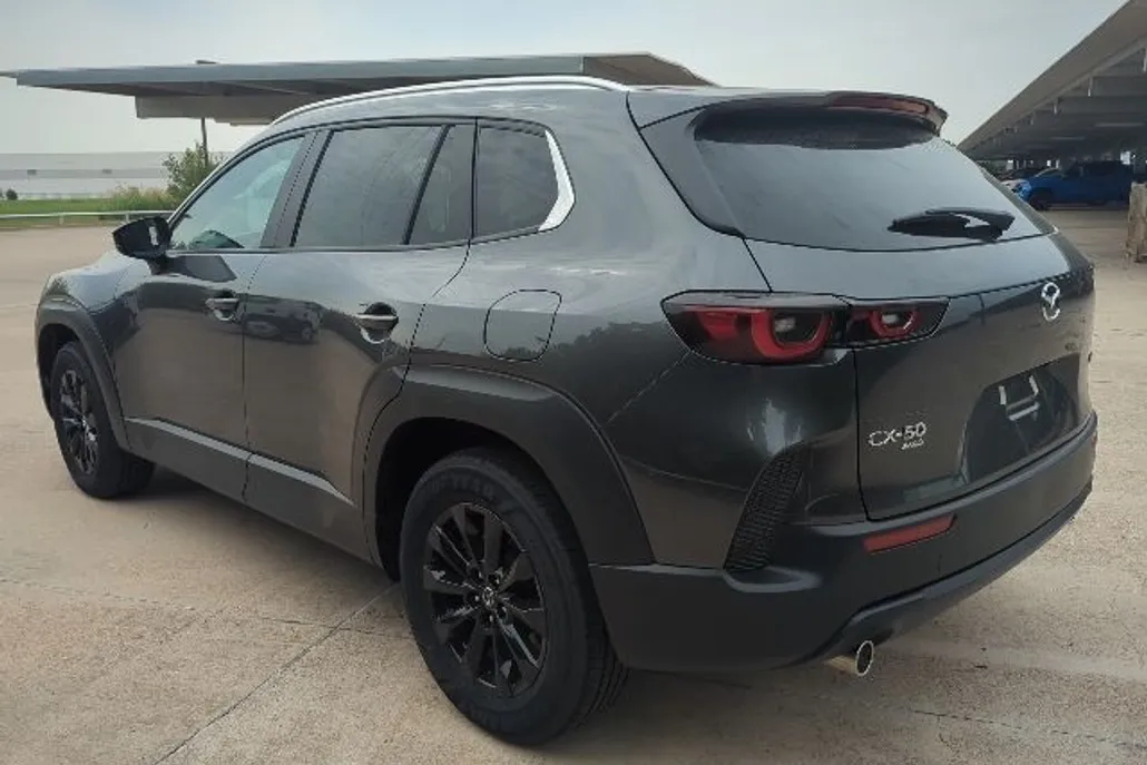 2025 Mazda CX-50 2.5 Select photo 1
