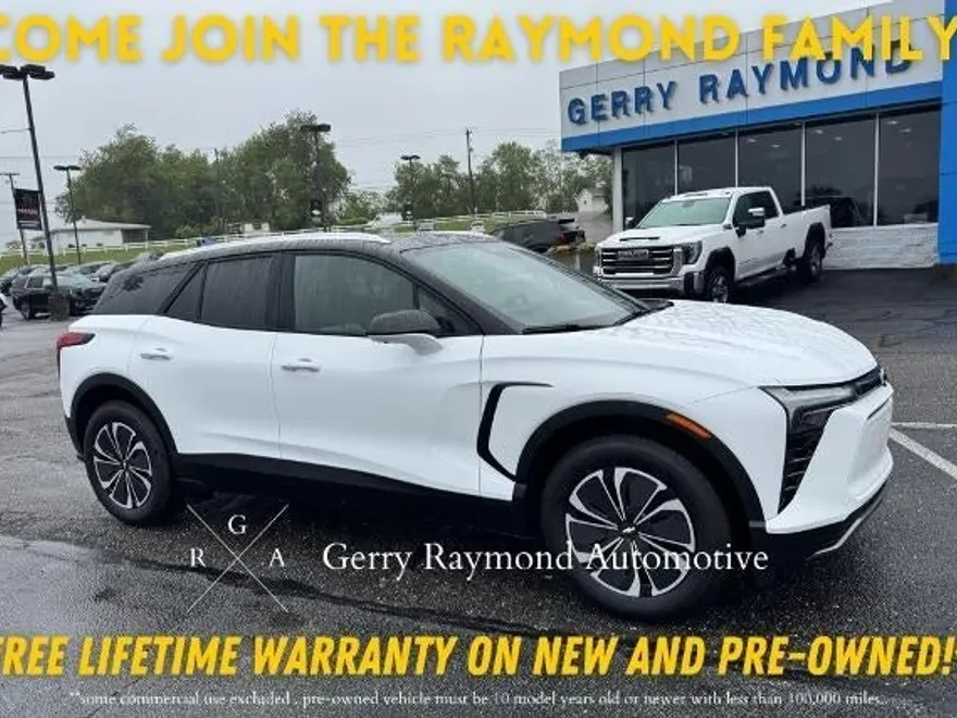 2025 Chevrolet Blazer EV photo 1