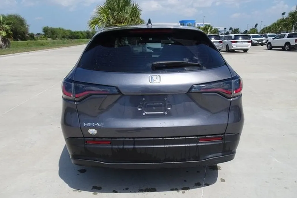 2025 Honda HR-V LX photo 1