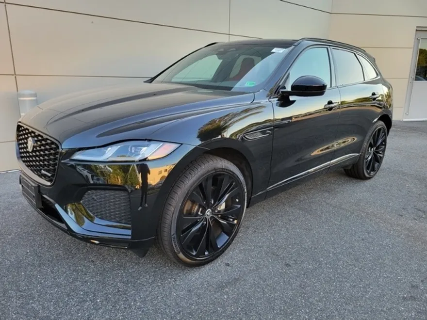 2025 Jaguar F-PACE R-Dynamic S photo 1