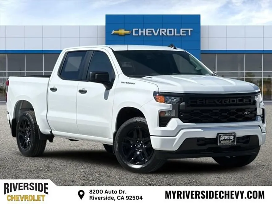 2025 Chevrolet Silverado 1500 Custom photo 1
