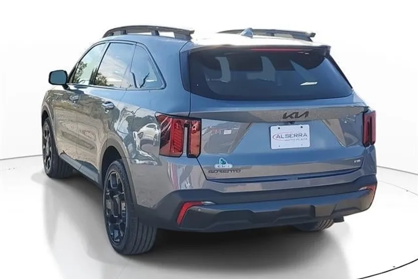 2025 Kia Sorento X-Line SX photo 1