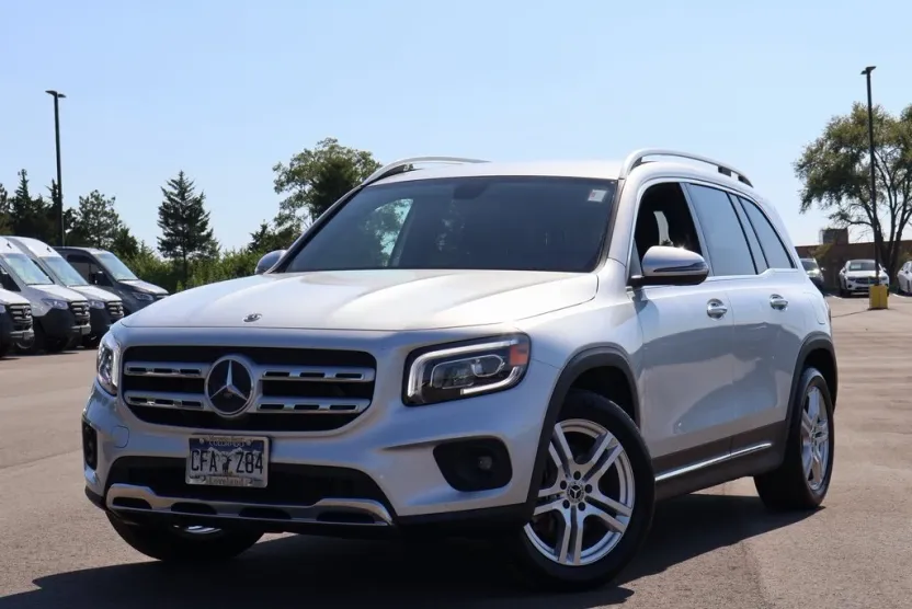 2020 Mercedes Benz GLB 250 4MATIC photo 1