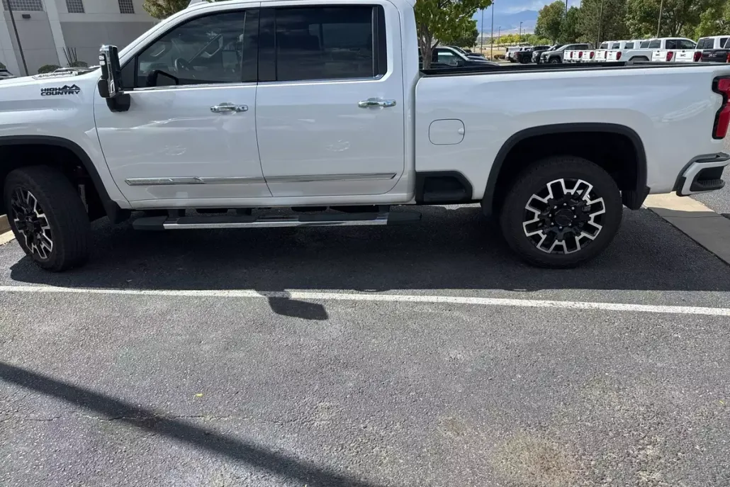 2024 Chevrolet Silverado 2500HD High Country photo 1