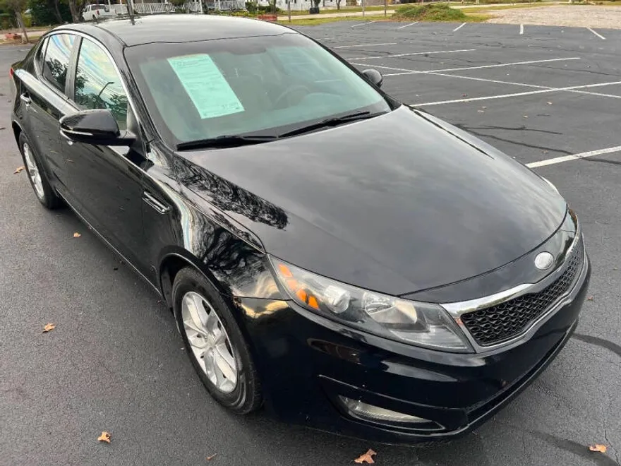 2013 Kia Optima LX photo 1