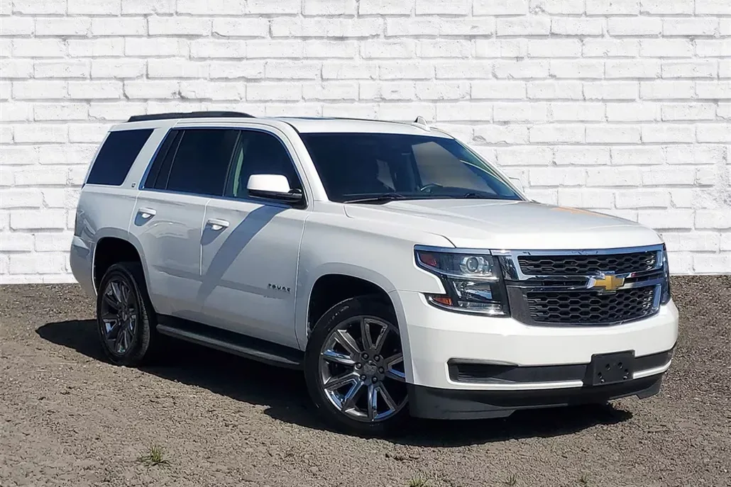 2018 Chevrolet Tahoe LT photo 1