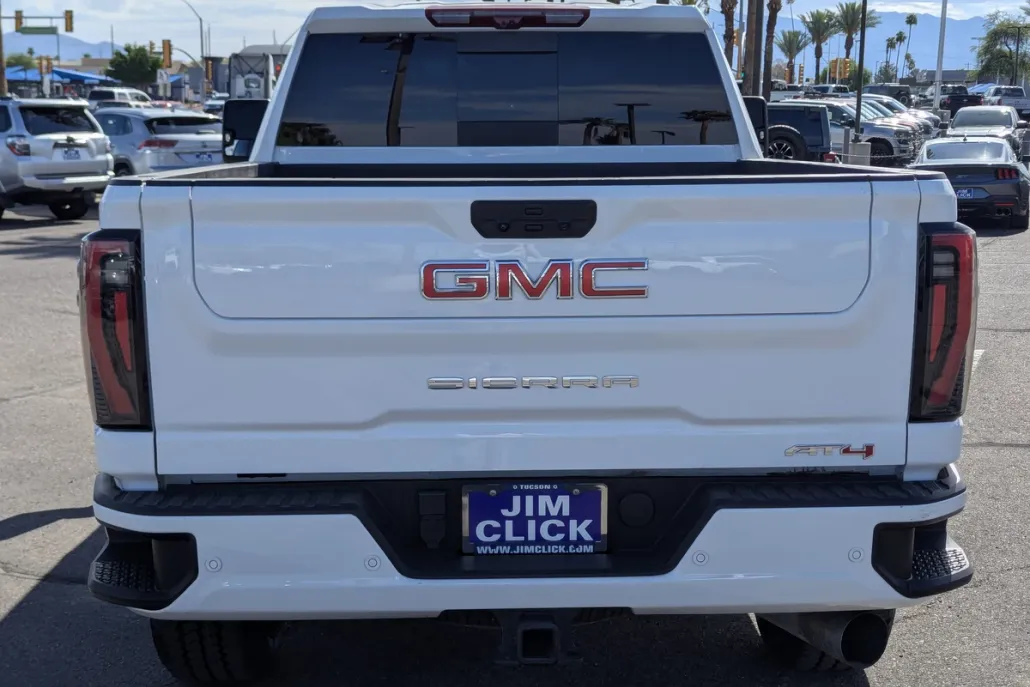 2024 Gmc Sierra HD AT4 photo 1