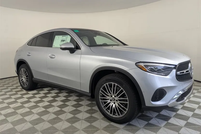 2026 Mercedes Benz GLC 300 4MATIC photo 1
