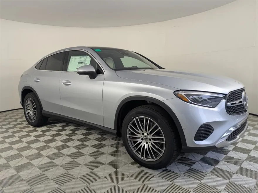 2026 Mercedes Benz GLC 300 4MATIC photo 1