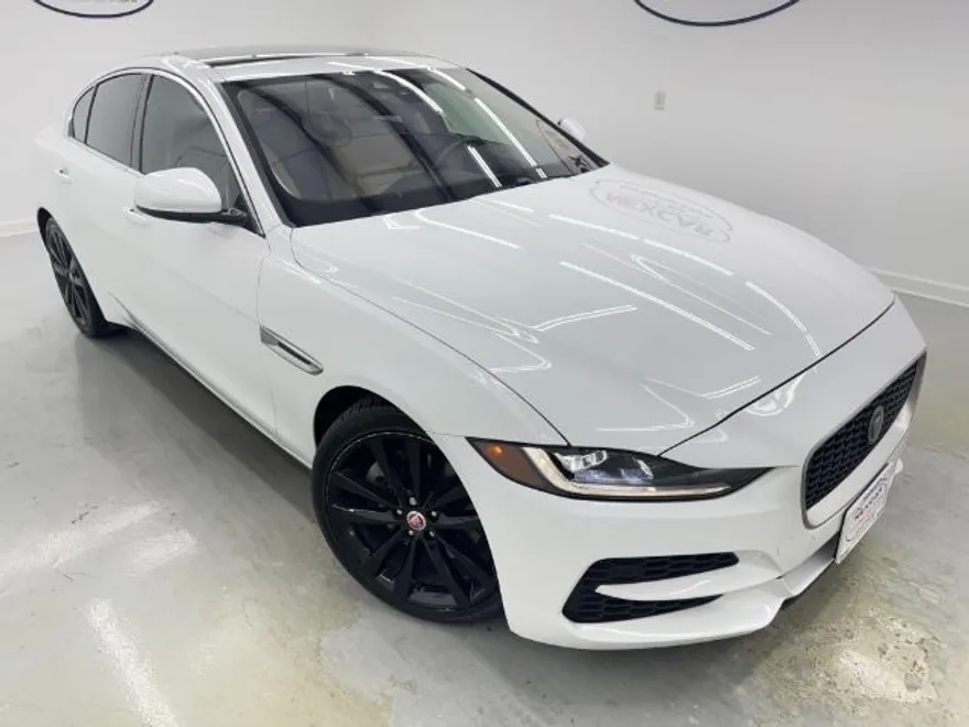 2020 Jaguar XE S photo 1